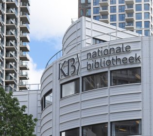 KB-gebouw met logo