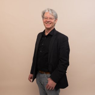 Portretfoto Ed van der Vlist.