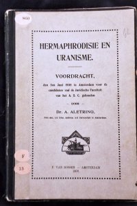 De titelpagina van 'Hermaphrodisie en uranisme'