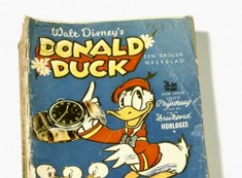Cover van weekblad Donald Duck, eerste uitgave, oktober 1952. Erop staan Donald en zijn neefjes Kwik, Kwek en Kwak afgebeeld.
