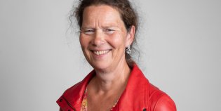 Een portretfoto van Erna Winters