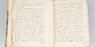 Het handschrift met het werk van Spinoza.