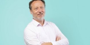 Portretfoto bijzonder hoogleraar Frank Huysmans