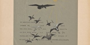 Vliegende vogels tussen tekst door.
