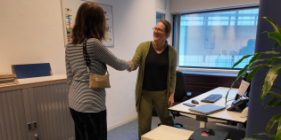 Wilma van Wezenbeek ontmoet Karijn Dillmann.