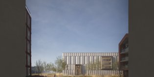 Vooraanzicht van hoe het nieuwe boekenmagazijn er vermoedelijk uit komt te zien. Het gebouw staat in een omgeving met lage flats, groen en een bewoner die toekijkt.
