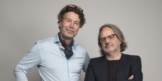 Een foto van Paul en Huib, makers van podcast Het Venlo-incident