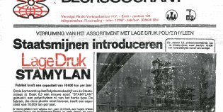 De voorpagina van VPV Beurscourant, een plastic krant gedrukt voor een kunststofbeurs.