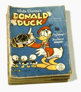 Cover van weekblad Donald Duck, eerste uitgave, oktober 1952. Erop staan Donald en zijn neefjes Kwik, Kwek en Kwak afgebeeld.