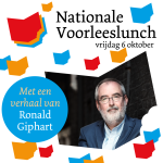 Affiche voor de Nationale Voorleeslunch, met tekeningen van boeken, tekst en een portretfoto van Ronald Giphart.