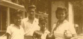 Oude familiefoto van de familie Valentijn.