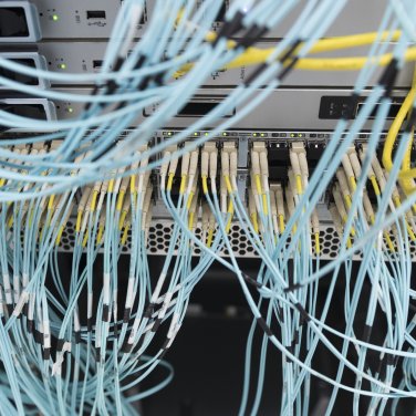 Detail van de serverruimte in de KB, die wordt gebruikt om digitale preservering van onze collectie mogelijk te maken.